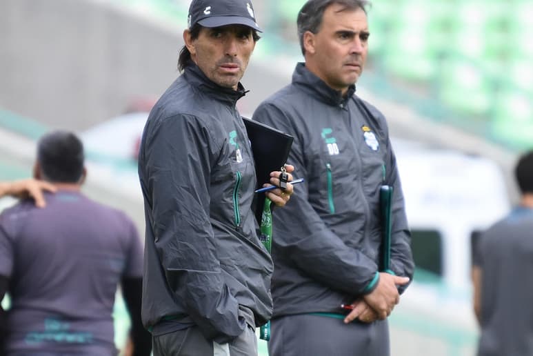 Los elementos laguneros sostuvieron una sesión de entrenamiento por la tarde en su cuartel general. (ARCHIVO)