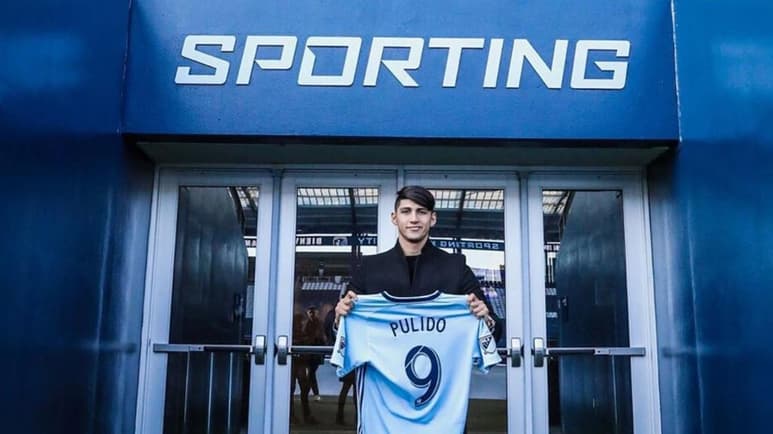 Alan Pulido externó su deseo de conquistar el título de goleo de la Liga Mayor de Futbol en Estados Unidos. (ARCHIVO)