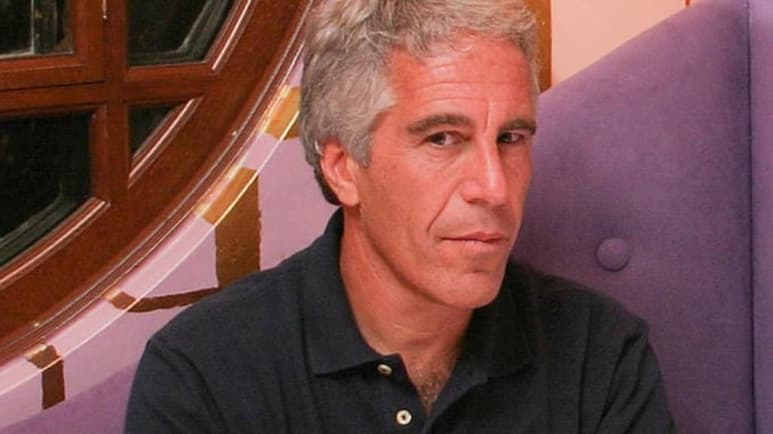 La Fiscalía general de las Islas Vírgenes estadounidenses anunció este miércoles que demandó por la vía civil al patrimonio del fallecido financiero Jeffrey Epstein. (ESPECIAL)
