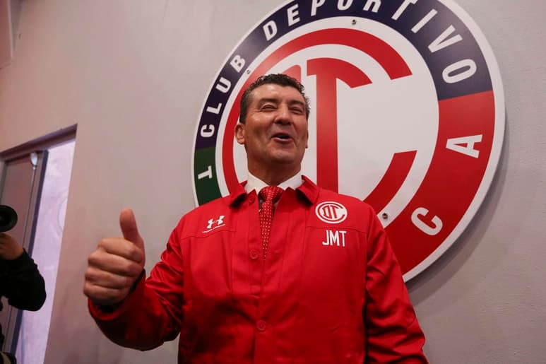 De la Torre volverá a a dirigir un partido en el banquillo del Estadio Nemesio Diez. (ARCHIVO)