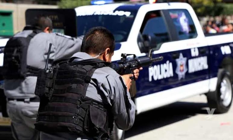 De éstas, 600 son armas cortas y 219, largas; asignadas a elementos de las secretarías de Seguridad Pública locales. (ESPECIAL)