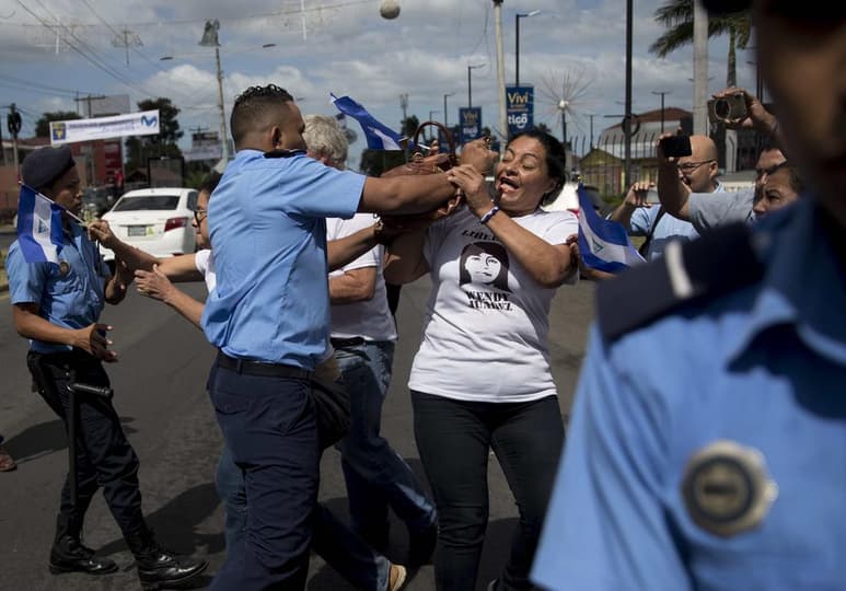 Según AVA, Ortega mantiene 'secuestrados' a cerca de 70 disidentes que participaron en protestas contra el Gobierno. (ARCHIVO)