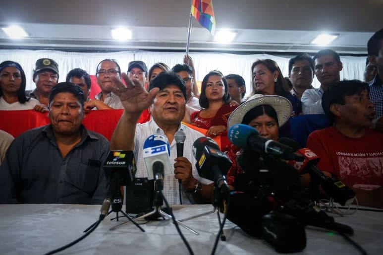 El partido de Morales eligió a Luis Arce, exministro de Economía, como candidato a presidente de Bolivia. (EFE)