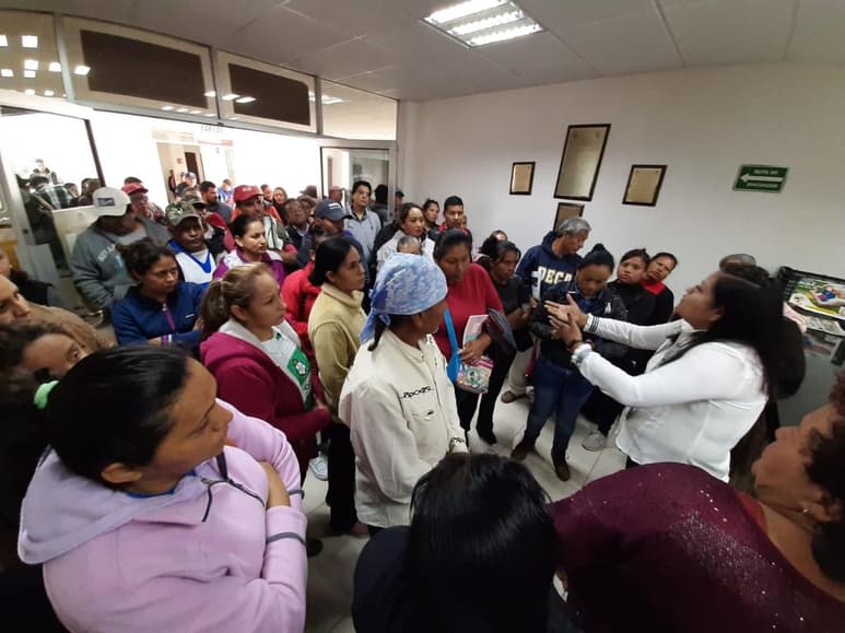 A este evento acudieron personas de colonias como Los Olivos, Las Calaveras, Colosio, La 21, Carolinas La Onofre, Congregación y otras de Coyote. (DIANA GONZÁLEZ)