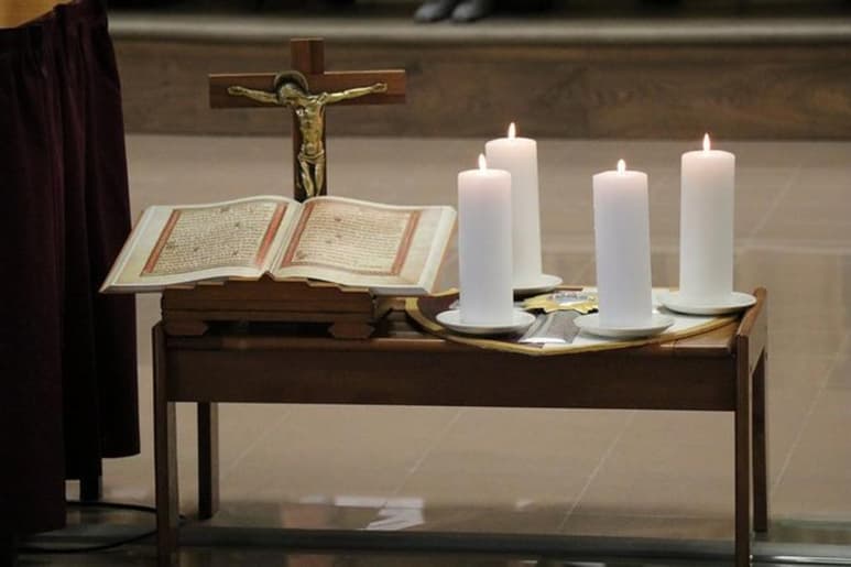 Los Legionarios de Cristo celebran esta semana en Roma su Capítulo General y elegirán a su nuevo superior general en medio de un nuevo escándalo por los abusos a menores cometidos por el sacerdote Fernando Martínez Suárez y la ausencia en la reunión de uno de los supuestos encubridores. (TWITTER)