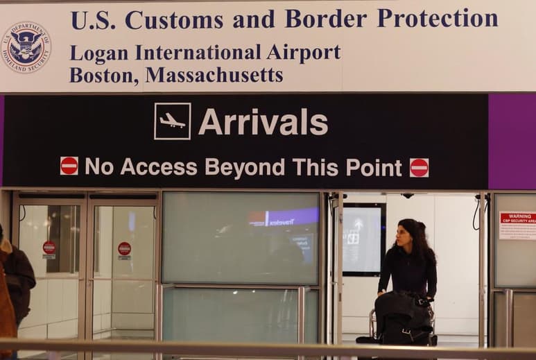 Un estudiante iraní que asiste a la universidad en Boston fue detenido cuando intentaba ingresar a Estados Unidos y deportado inmediatamente a su país. (ARCHIVO)
