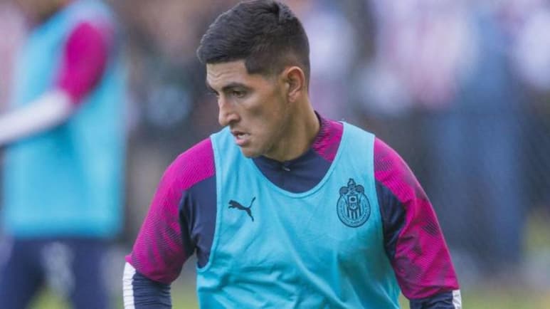 El presidente de la Liga MX, mencionó que en caso de ser favorable para el jugador la Prueba 'B' del antidoping, podría permanecer con las Chivas. (CORTESÍA)