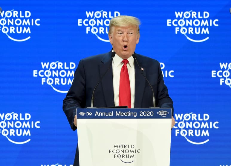 En Davos, Donald Trump destacó lo que se logró con el acuerdo de libre comercio de América del Norte llamado T-MEC. (ARCHIVO)