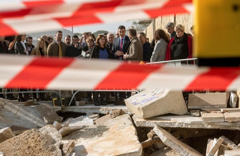 Versiones de que hay más desaparecidos en Cataluña y las Islas Baleares han azuzado temores de que el saldo de muertes por la tormenta Gloria aumentará. (EFE)