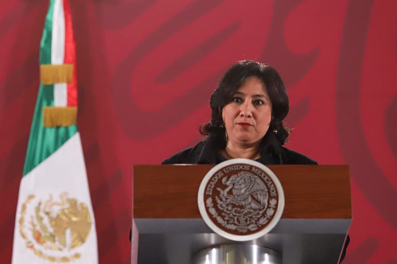 La titular de la Secretaría de la Función Pública (SFP), Irma Erendira Sandoval, reveló hoy que se indaga un daño patrimonial que asciende a siete mil 800 millones de pesos que se habría cometido mediante el desaparecido Seguro Popular. (NOTIMEX)
