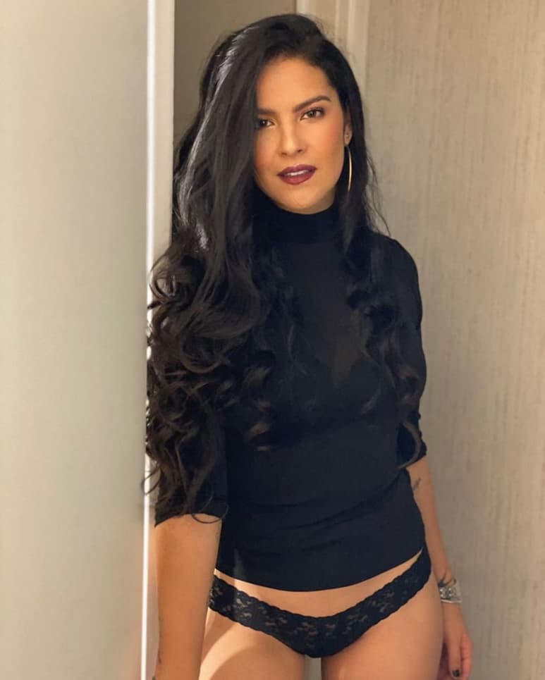 Reacciona. La cantante se mostró sorprendida de la reacción de sus seguidores por foto sensual. (ESPECIAL)