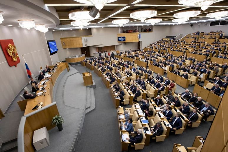 La oposición extraparlamentaria considera que Putin ha dado un 'golpe constitucional'. (AP)