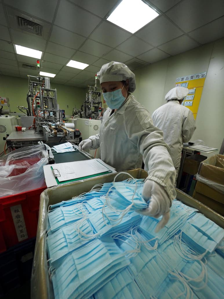 La cifra de muertos por el coronavirus de Wuhan aumentó a 132 el día de ayer. (EFE)