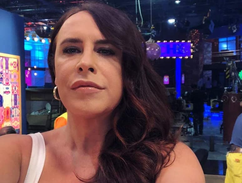 Largo y nada fácil ha sido el camino del actor español Carlos Gascón en su proceso para convertirse en una mujer, ahora conocida como Karla Sofía. (INSTAGRAM)