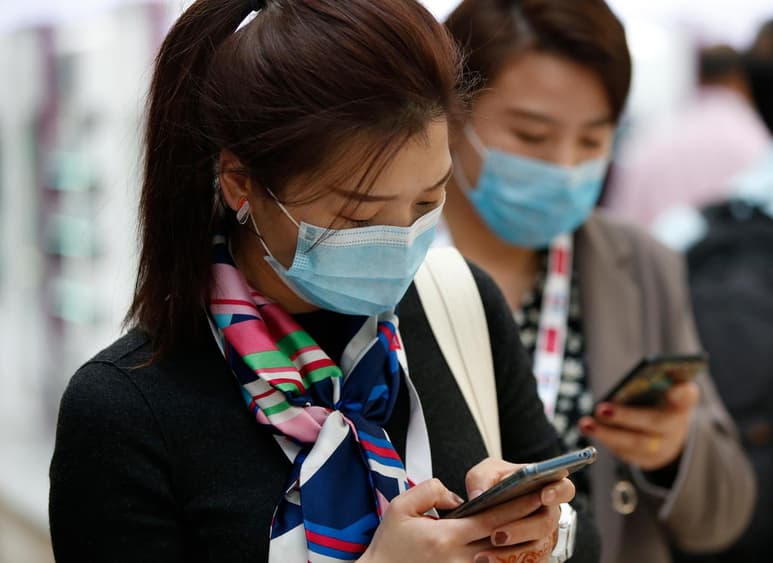 El comité de emergencias de la Organización Mundial de la Salud (OMS) dejó sin activar la alerta internacional de salud por el coronavirus de Wuhan, debido a las presiones de China. (EFE)