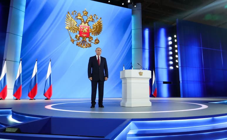 Parte del problema radica en que la relación con Rusia es uno de los temas que más divide a la UE. (ARCHIVO)