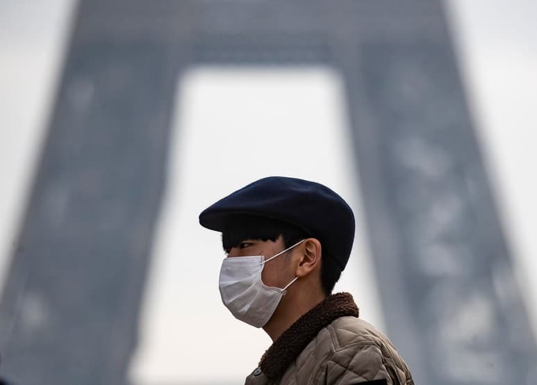 La comunidad asiática en Francia, en particular la china, es objeto de una ola de discriminación provocada por el coronavirus. (ARCHIVO) 