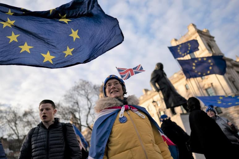 El pasado 24 de enero, el Reino Unido y la Unión Europea firmaron el acuerdo de divorcio con efectos a partir del 1 de febrero próximo. (EFE)