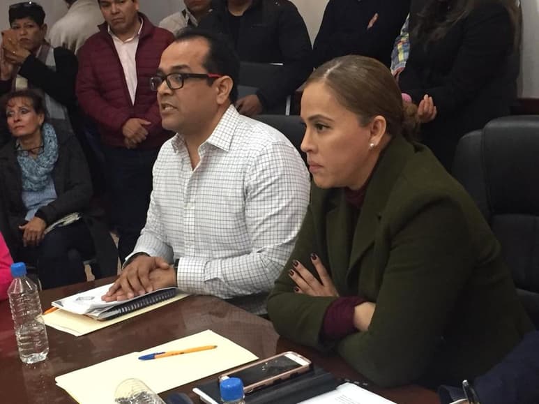 El síndico municipal y la alcaldesa señalaron que se actuará hasta las últimas consecuencias. (EL SIGLO DE TORREÓN/ANGÉLICA SANDOVAL)