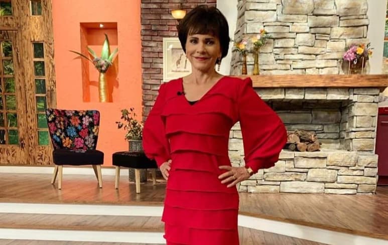 Pati Chapoy, una de las periodistas de espectáculos más importantes de México y una de las más controversiales, ha sorprendido a sus seguidores con su figura, y es que a pesar de que pase el tiempo, la periodista se ha sabido mantenerse en forma. (INSTAGRAM)