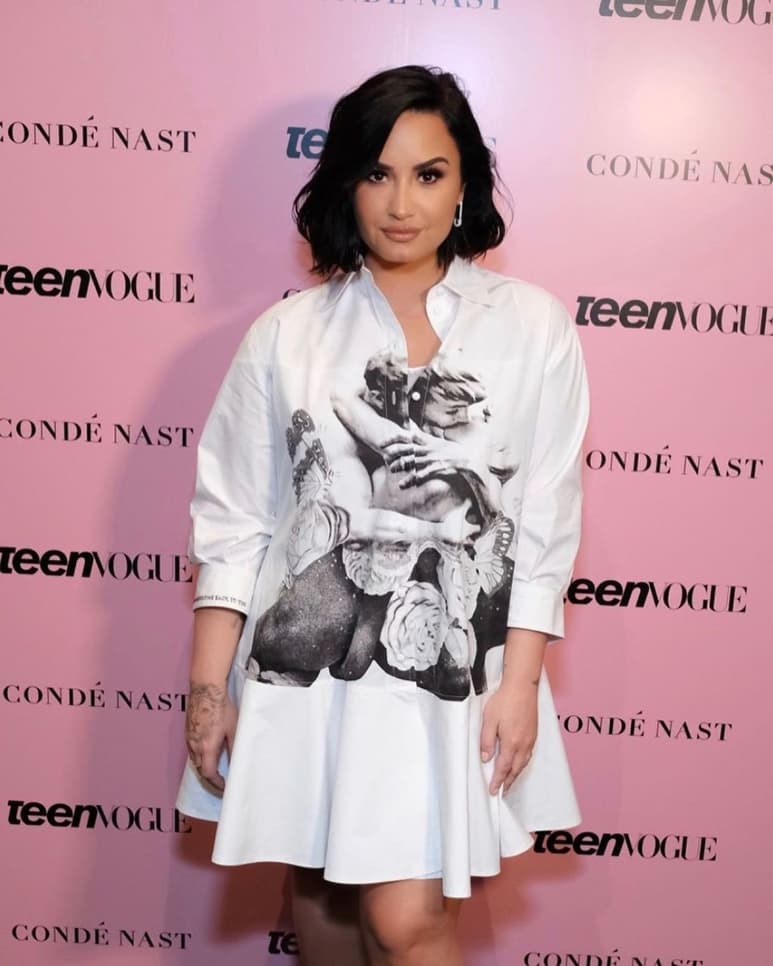 Sin tapujos. La cantante Demi Lovato recuerda cuando le confesó a sus padres su bisexualidad, narró que ellos la apoyaron.