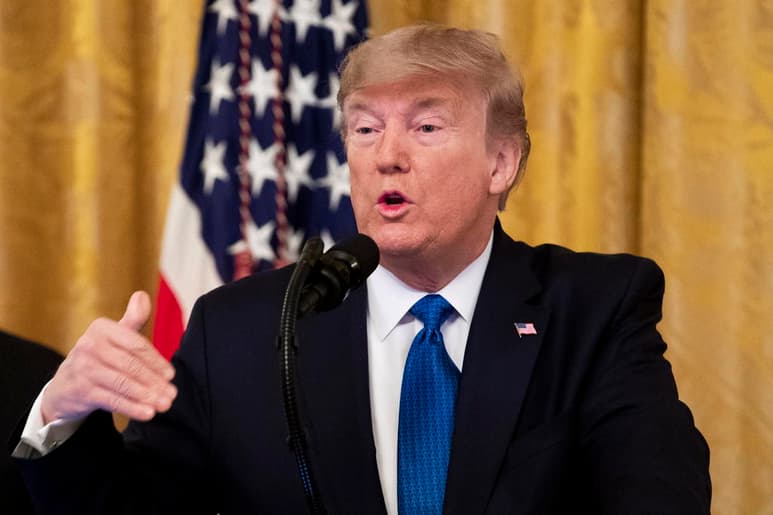 Los alegatos finales en el juicio político a presidente Donald Trump se presentan este lunes. (ARCHIVO)
