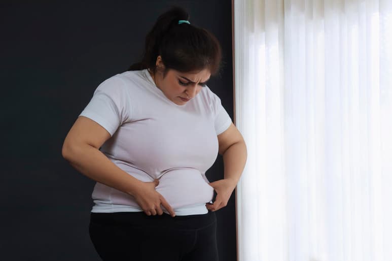 La obesidad es el resultado de consumir más calorías de las que se gastan. (ARCHIVO)
