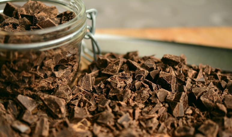 Aunque la Profeco encontró que los rellenos de Lindt Lindor chocolate con leche relleno suave y Colosseo Momenti Cacao chocolate amargo italiano están constituidos principalmente de grasa vegetal.
(ARCHIVO)