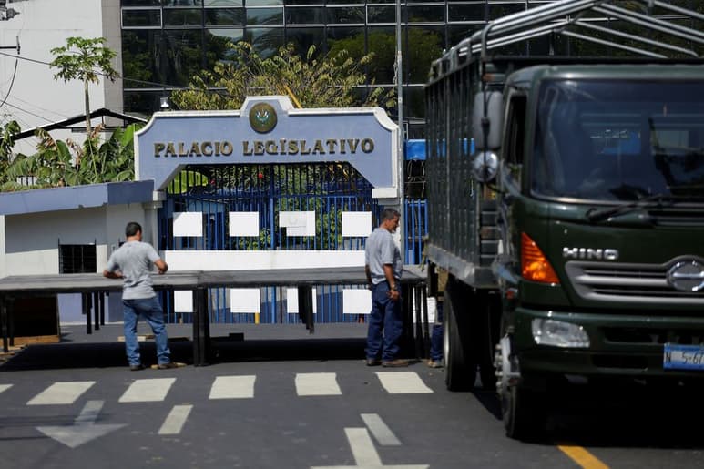 El presidente del Congreso salvadoreño llamó este sábado a dialogar 'para solucionar los problemas de El Salvador'. (EFE)