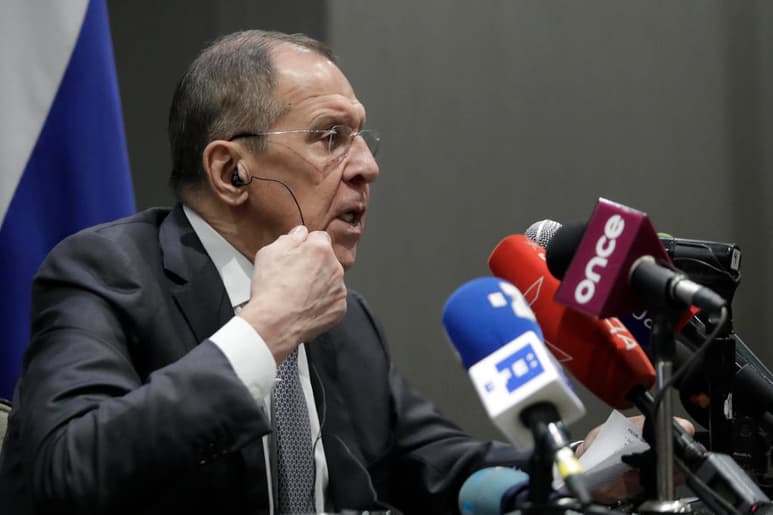 El canciller ruso, Serguéi Lavrov, acusó a Estados Unidos y a algunos de sus aliados de intentar mantener el dominio del mundo mediante métodos basados en la fuerza militar y presión económica. (ARCHIVO)