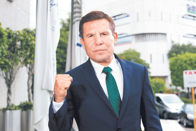 Julio César Chávez sigue en gran forma física, gracias a 11 años alejado de las drogas. (ARCHIVO)