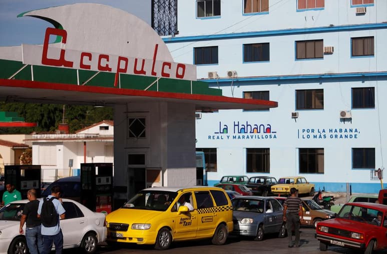 Cuba atraviesa de nuevo problemas de escasez de combustible que han provocado largas filas en las gasolineras de todo el país. (EFE)