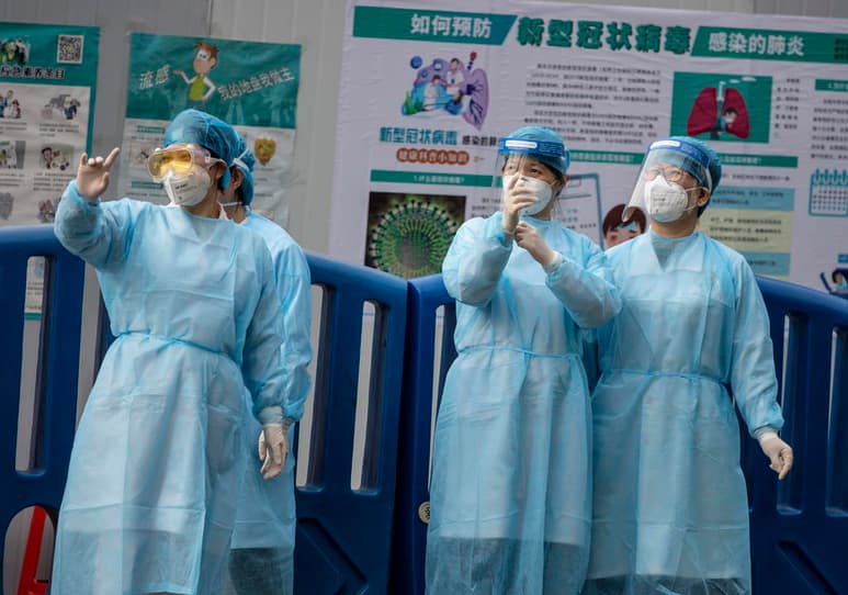 En Hubei los nuevos casos confirmados llegaron a 14 mil 840, mientras que las muertes escalaron a las 1,363 víctimas. (EFE) 