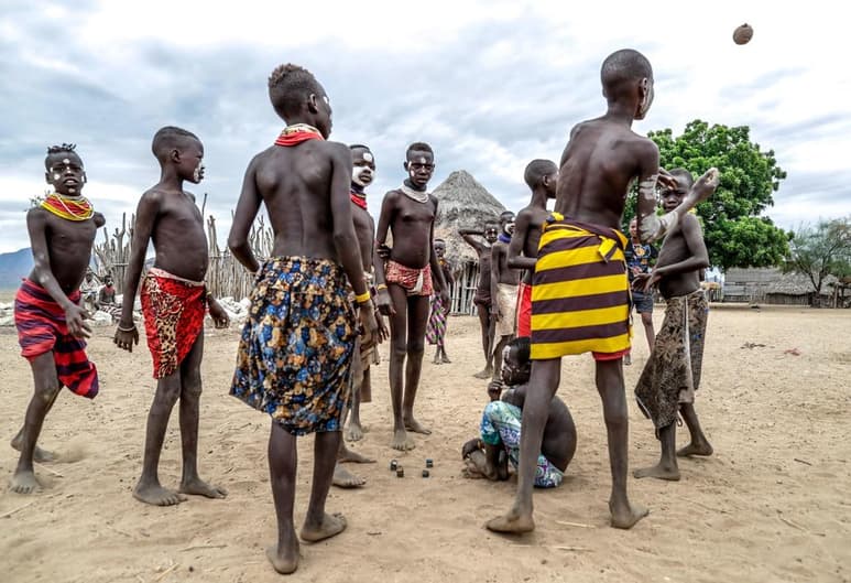 Los avances en genómica e informática están ayudando a los científicos a revelar cómo fue el pasado de los africanos actuales. (ARCHIVO)