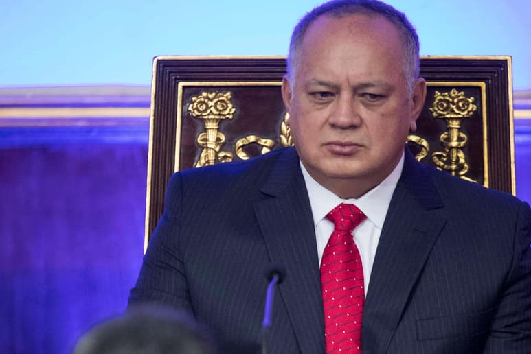 Cabello detalló que tras una revisión del teléfono del detenido, encontraron pruebas que revelan su “contacto telefónico con un funcionario del Servicio Secreto de Estados Unidos, de nombre Charles”. (EFE)