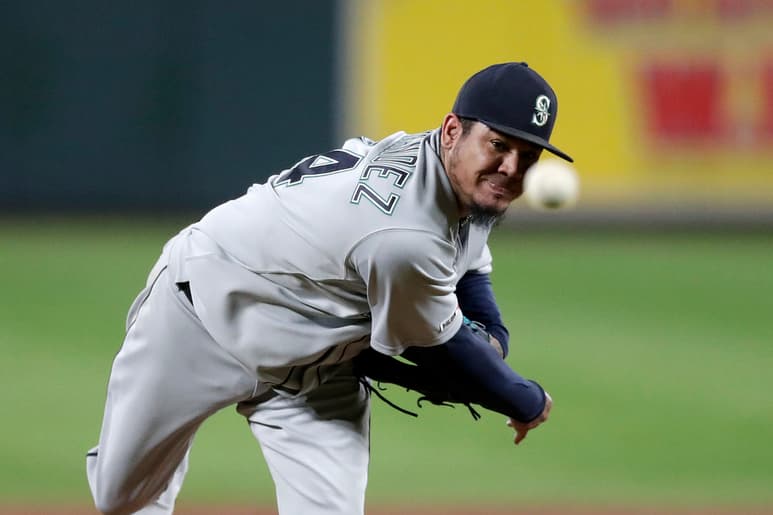 El venezolano abandonó los Mariners para llegar a los Bravos. (ARCHIVO)