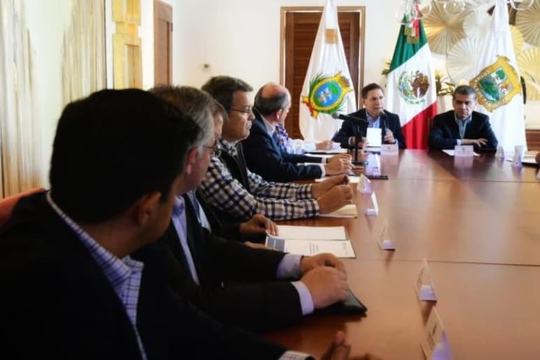 Las negociaciones buscan eficientar la distribución de agua, en proyecto de extracción desde presas.