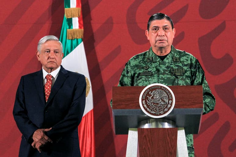 López Obrador informó que durante este viernes y el resto del fin de semana realizará una gira por Michoacán, Jalisco y Guanajuato, para inaugurar seis cuarteles de la Guardia Nacional. (NOTIMEX)
