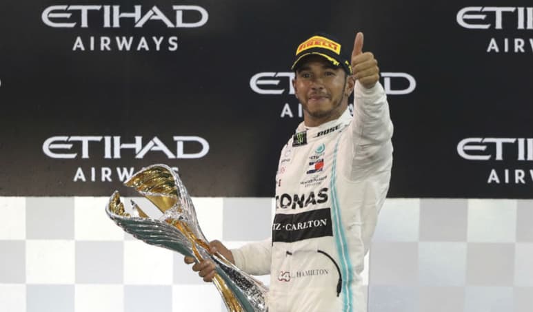 Lewis Hamilton suma tres campeonatos seguidos de Fórmula Uno, y seis en total. (ARCHIVO)