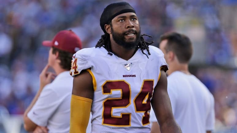 Tras cuatro temporadas, los Pieles Rojas de Washington liberaron al esquinero Josh Norman. (ARCHIVO) 