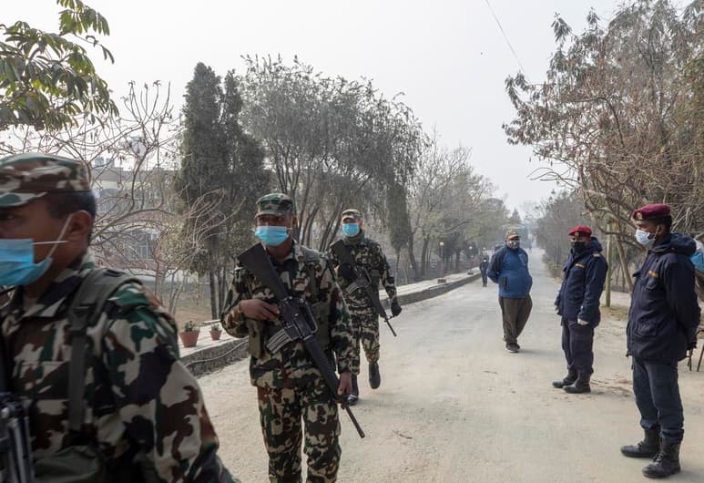 Las restricciones en la ciudad de Xiaogan, en la provincia de Hubei, se incrementaron hoy al grado de que los habitantes tienen prohibido salir de sus hogares y aquellos que lo realicen serán detenidos 10 días. (ARCHIVO) 