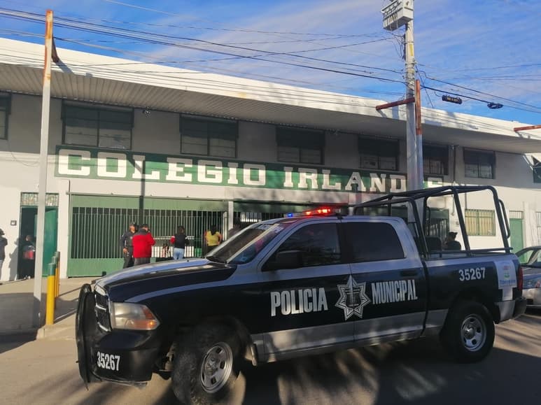 Pequeñas estudiantes del Colegio Irlandés eran víctimas de abuso sexual a manos de quien era su maestro y psicólogo; madres de familia exigen justicia. (EL SIGLO DE TORREÓN)