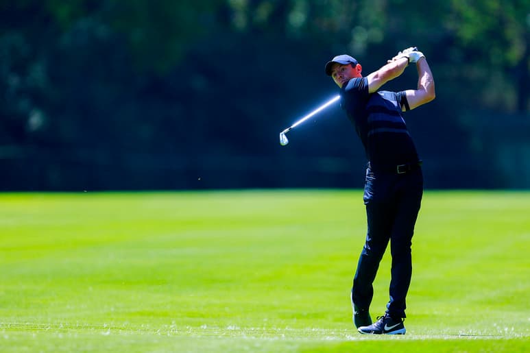 El golfista norirlandés arrancó su aventura en nuestro país con el pie derecho, tras acumular una tarjeta de 65 golpes, seis de ellos bajo par. (JAM MEDIA)