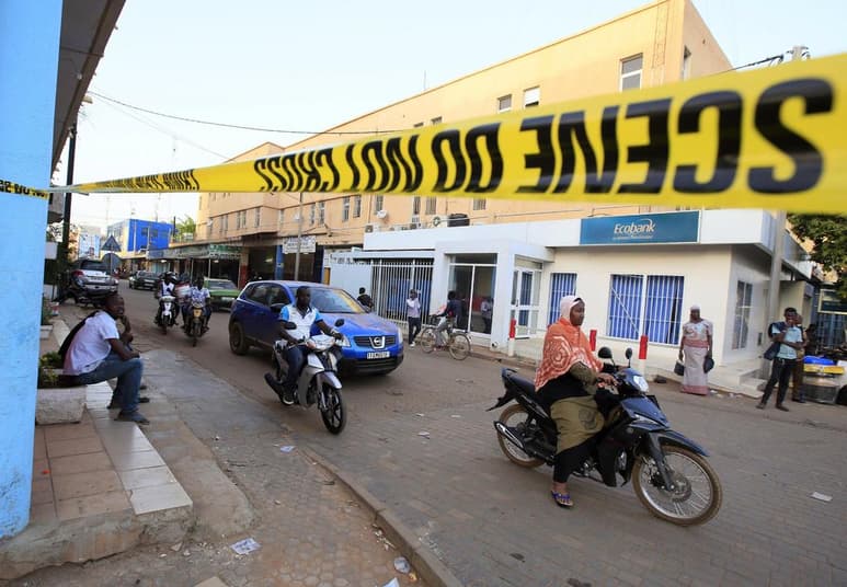 La ola de ataques yihadistas en Burkina Faso ha causado 150,000 desplazados solo este mes, lo que eleva a más de 700,000 el número de personas que se han visto obligadas a dejar su hogar por la violencia en el último año. (ARCHIVO)