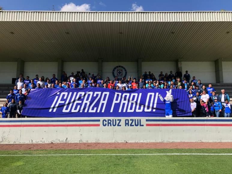 El central paraguayo será baja lo que resta del torneo, luego de sufrir una lesión (ligamento cruzado) durante el juego ante el Portmore United de Jamaica. (TWITTER)