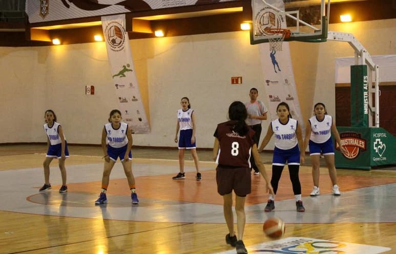 Los equipos gomezpalatinos aprovecharon su condición de locales durante la primera fecha. (ESPECIAL)