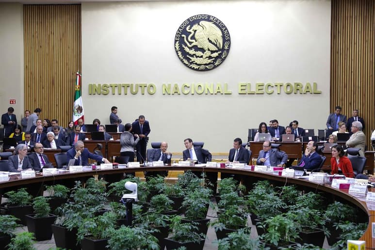 El consejero presidente del INE recordó que desde 2012 se presentaron más de 19 mil quejas por afiliación indebida.