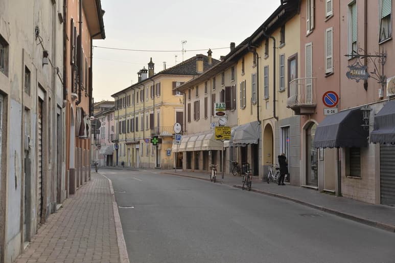 Se trata de Casalpusterlengo, Codogno, Castiglione d'Adda, Fombio, Maleo, Somaglia, Bertonico, Terranova dei Passerini, Castelgerundo y Sanfiorano, en la región de Lombardia. (EFE)