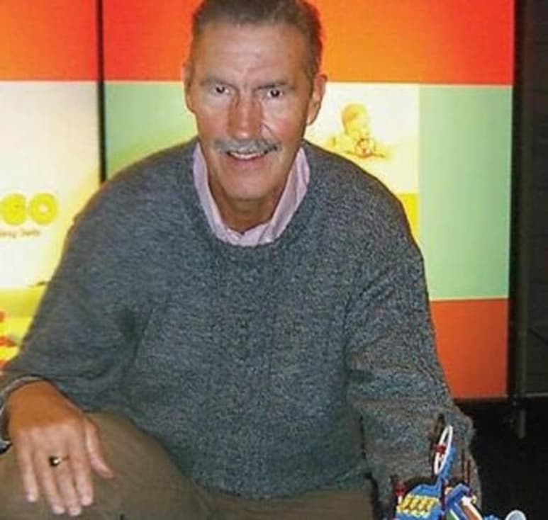 Nygaard Knudsen fue entre 1968 y 2000 diseñador en Lego y, además de la figura de brazos y piernas articuladas que patentó en 1978, él fue responsable de series muy populares de esta marca. (TWITTER)