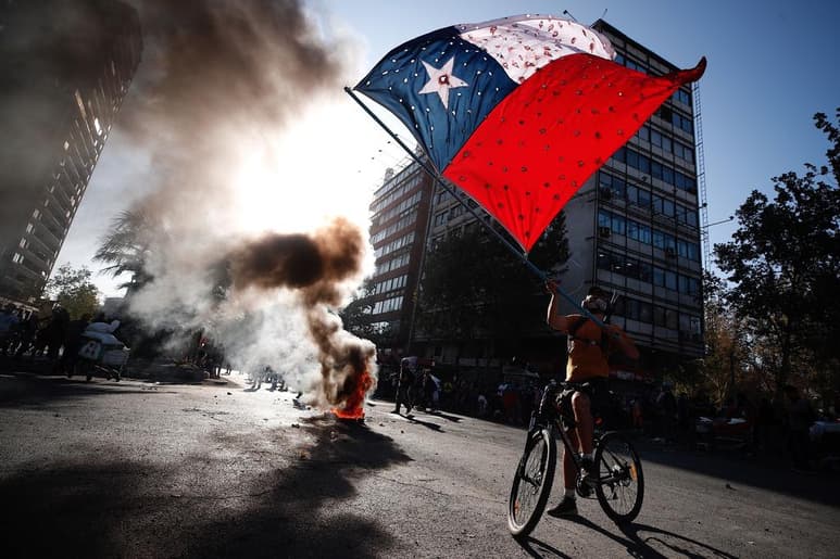 El presidente de Chile, el conservador Sebastián Piñera, dijo este domingo que su Gobierno 'se ha preparado' para enfrentar posibles situaciones de violencia en marzo. (ARCHIVO)